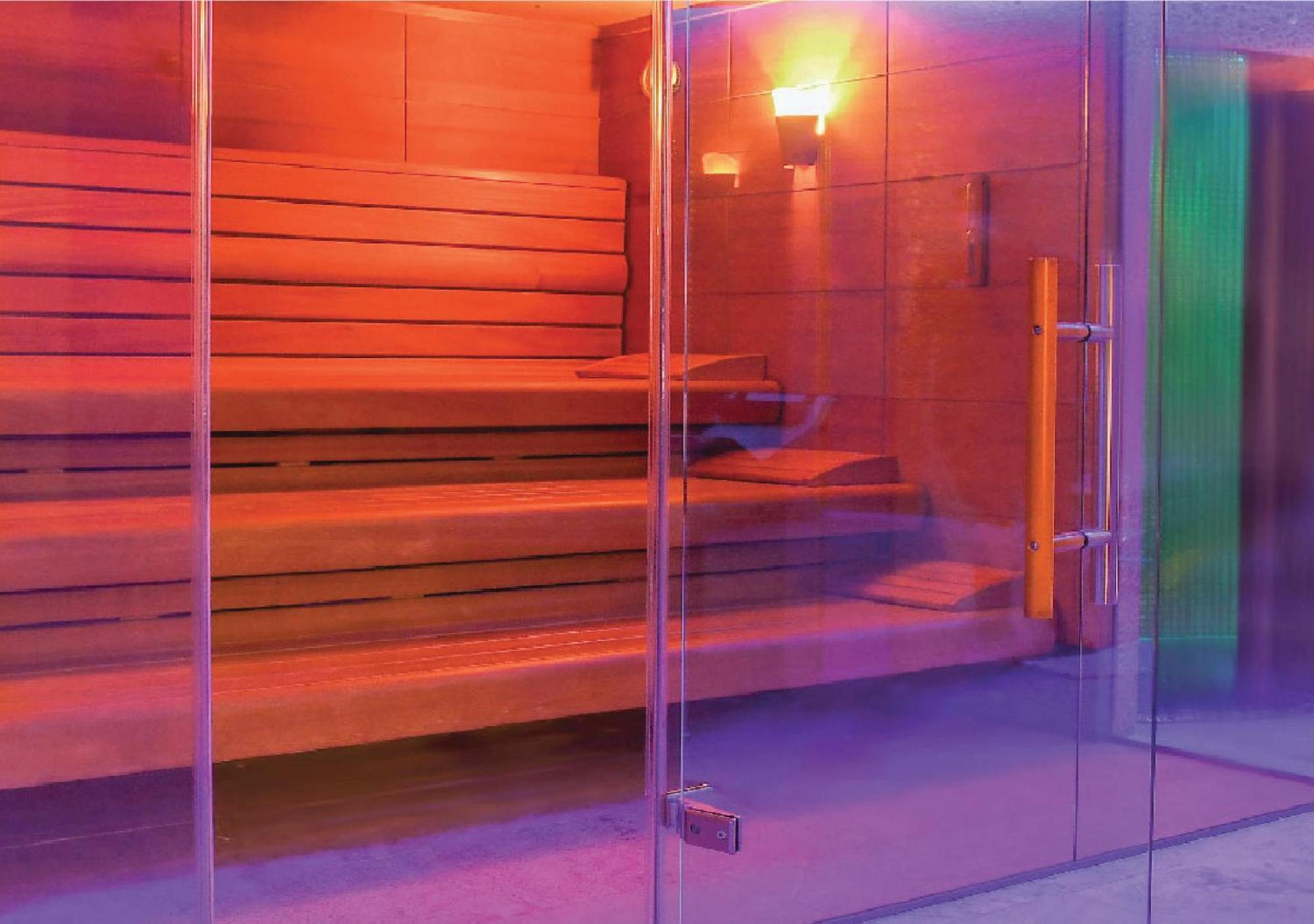 Jumeirah Messilah Beach Hotel&Spa Kuwait Kuwait City Bagian luar foto A modern Finnish sauna