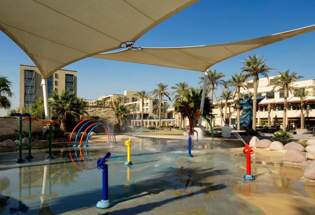 Jumeirah Messilah Beach Hotel&Spa Kuwait Kuwait City Bagian luar foto The Village